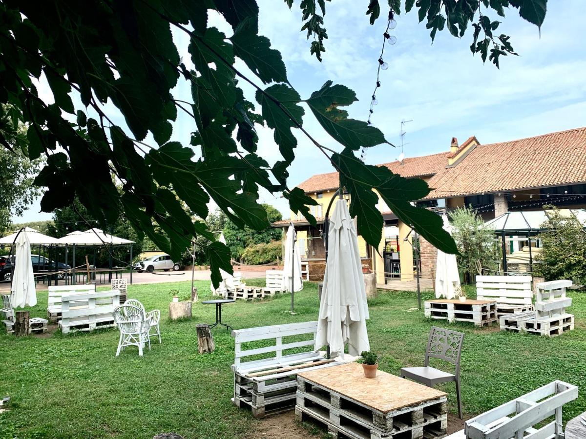 Cascina Bellaria Auberge de jeunesse *